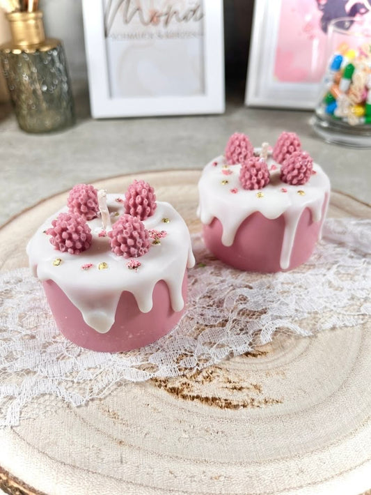 Berry Bliss Dessert Candle 🍓✨